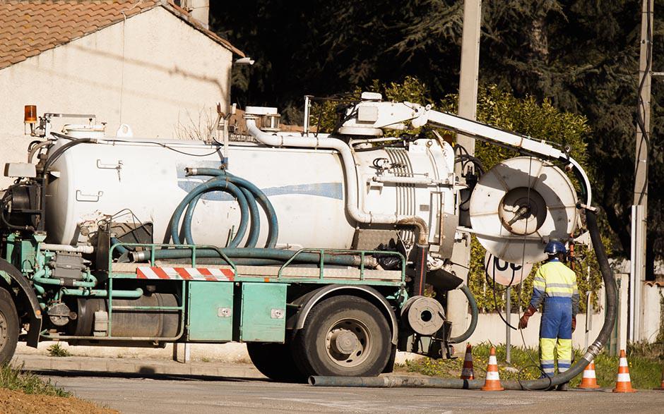 entreprise débouchage canalisation Villecresnes